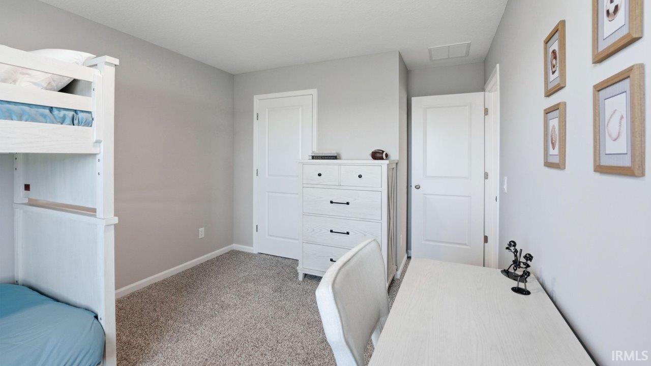 11377 Corte Madera Run Fort Wayne, IN 46818 - Photo 32 of 35
