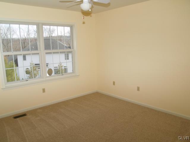 10 Riverview Circle Easton, PA 18045 - Photo 17 of 32 Gallery Image 17
