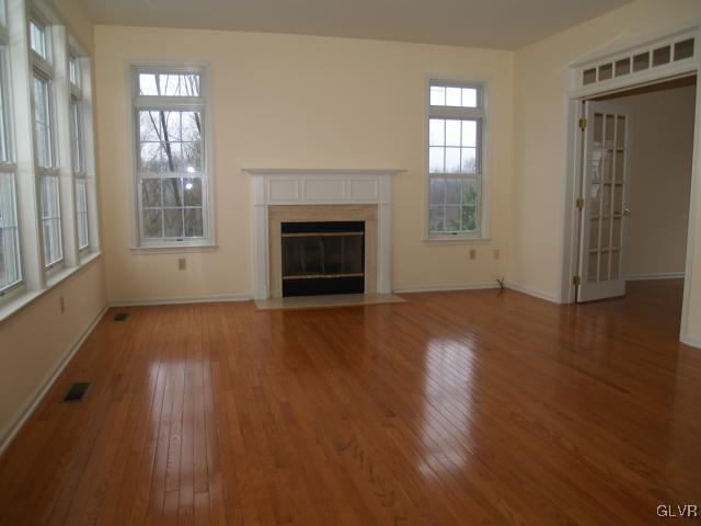 10 Riverview Circle Easton, PA 18045 - Photo 9 of 32 Gallery Image 9