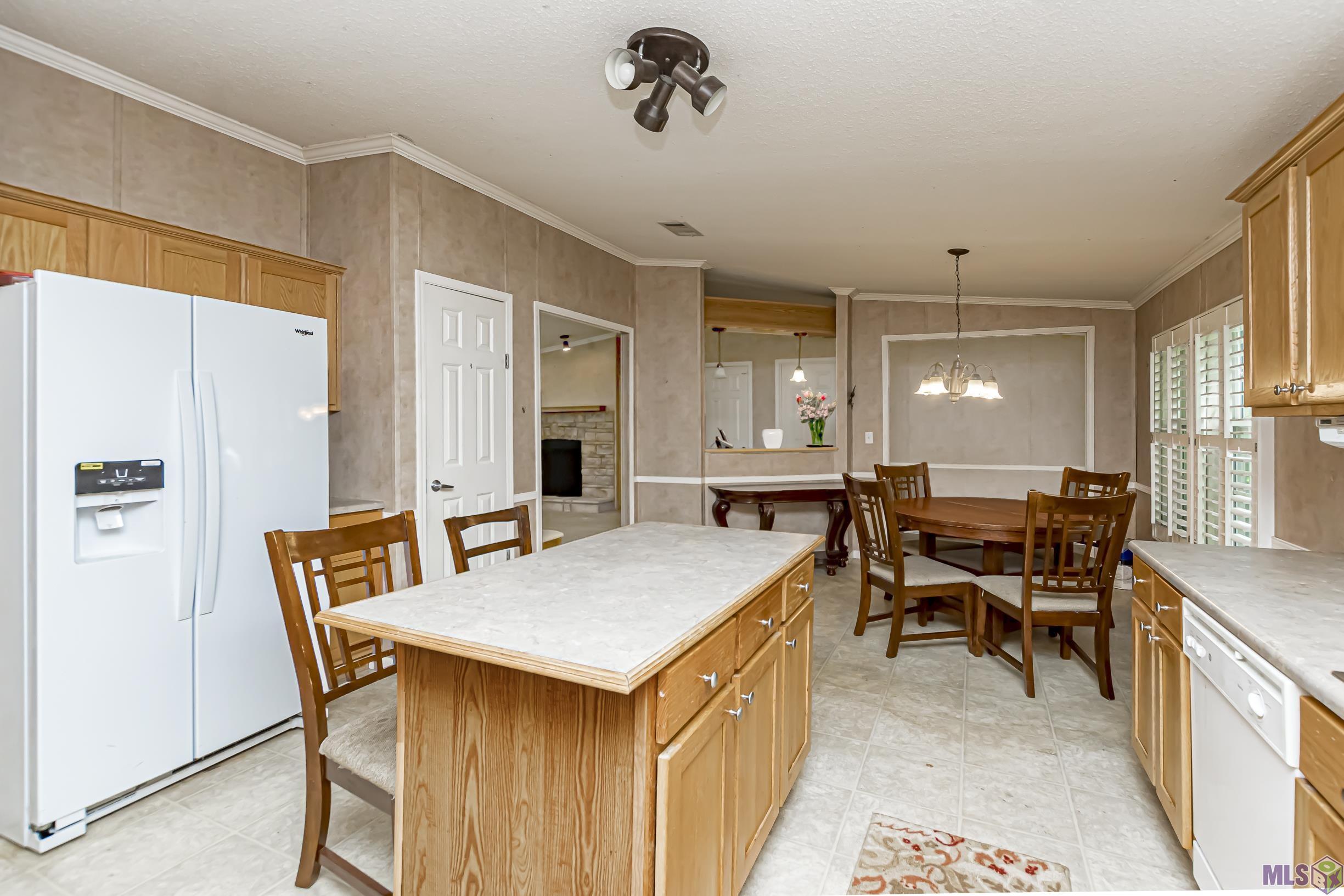 12339 Palmer Road Gonzales, LA 70737 - Photo 5 of 17 Gallery Image 5
