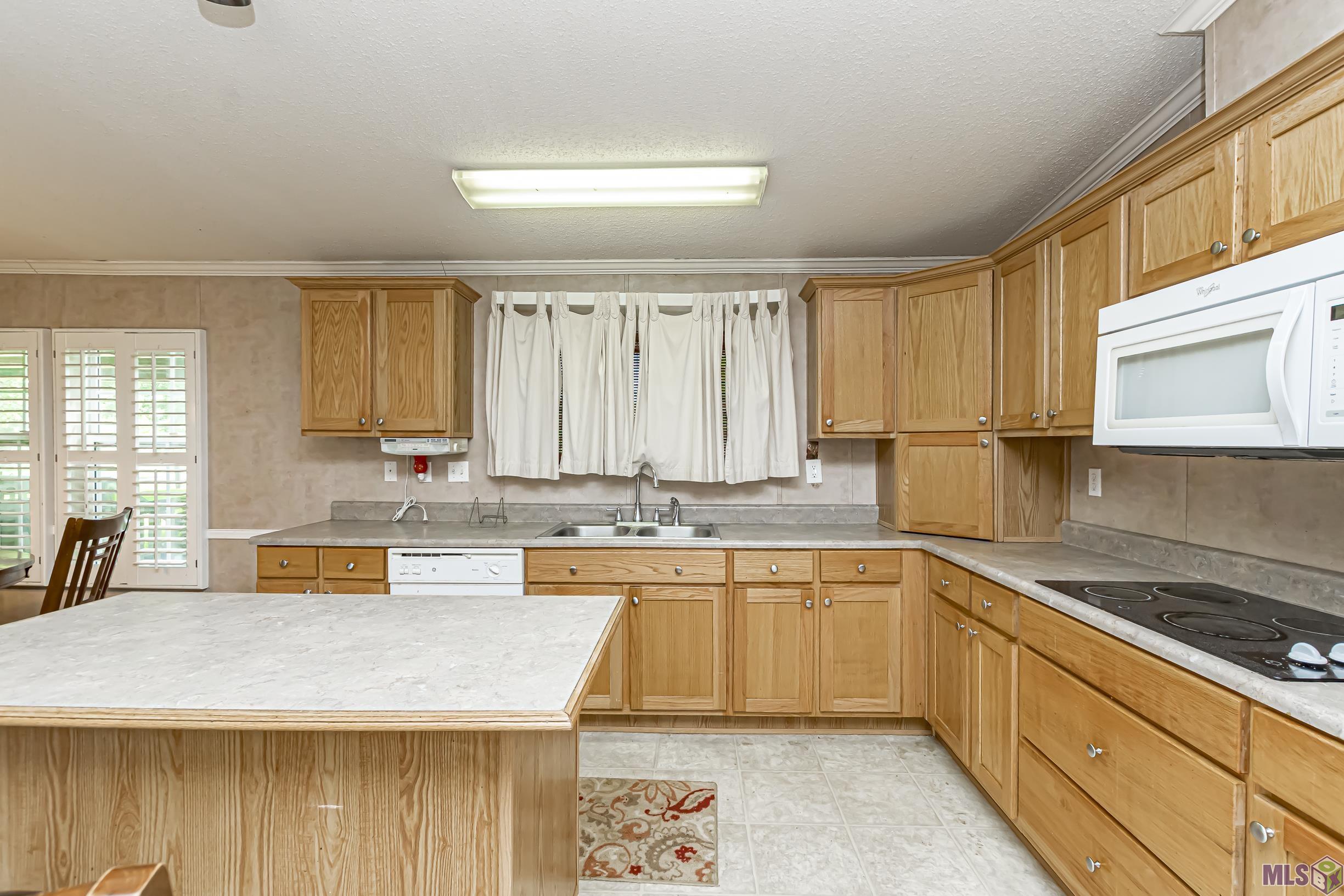 12339 Palmer Road Gonzales, LA 70737 - Photo 7 of 17 Gallery Image 7