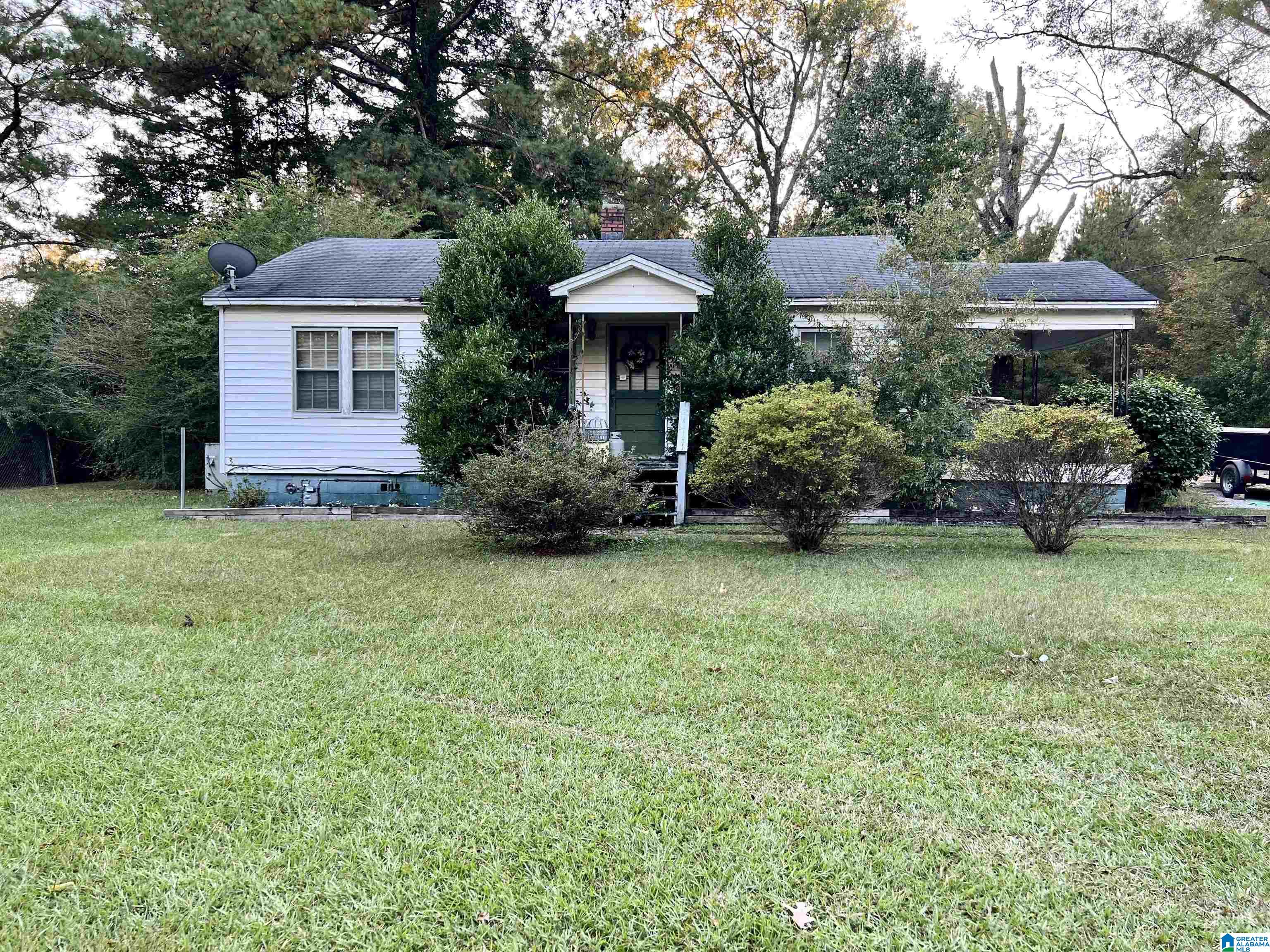 425 Chelsea Road Columbiana, AL 35051 - Photo 2 of 8