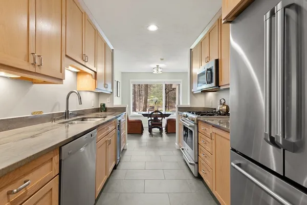 $625,000 | 17 Apple Valley Drive, Unit 17, Sharon, MA 02067
