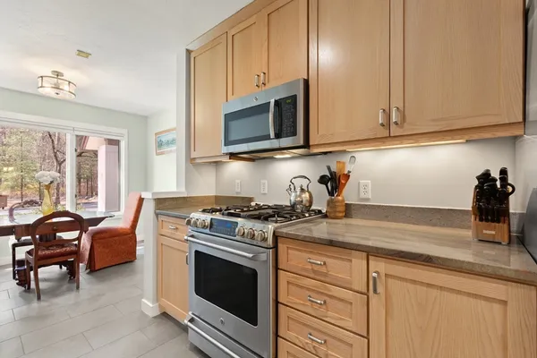 $625,000 | 17 Apple Valley Drive, Unit 17, Sharon, MA 02067