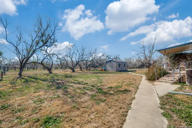 $265,000 | 6490 Smith Road, Von Ormy, TX 78073
