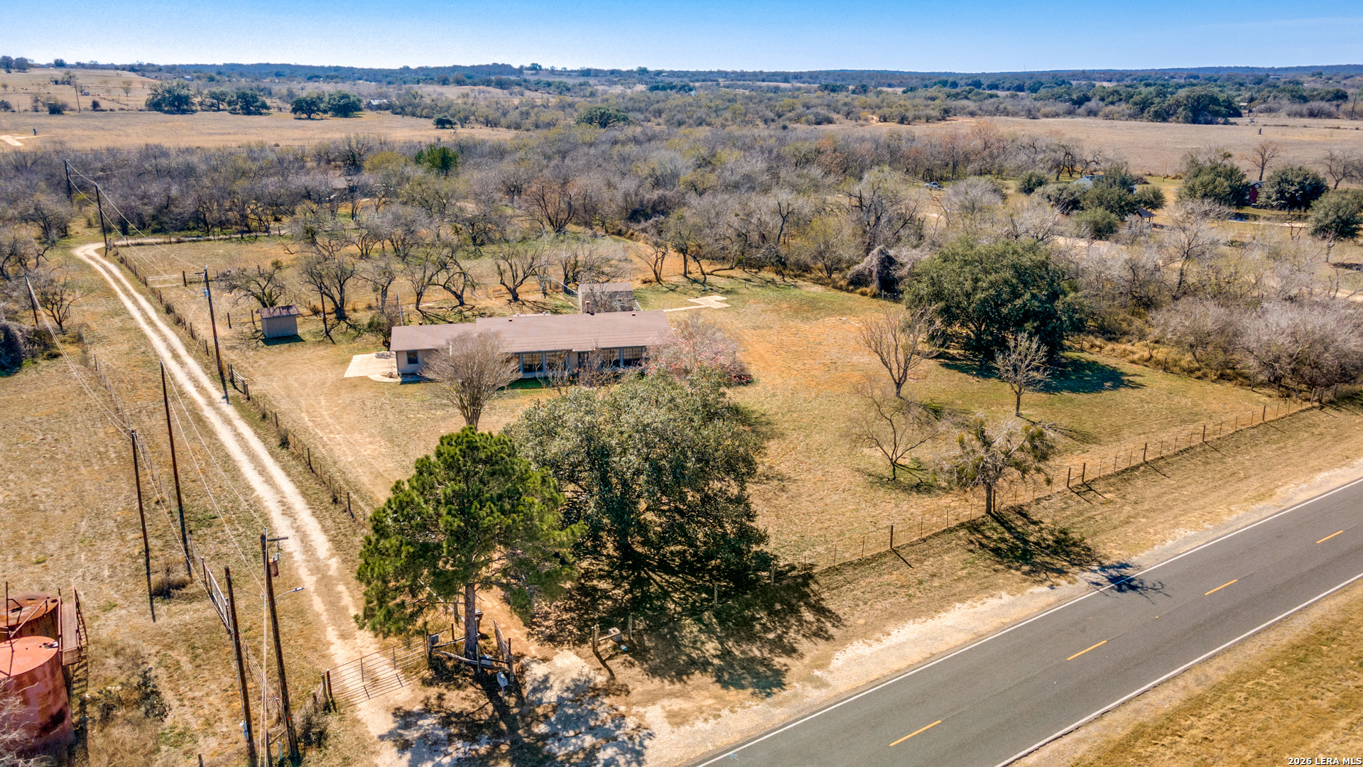 6490 Smith Road Von Ormy, TX 78073 - Photo 4 of 23