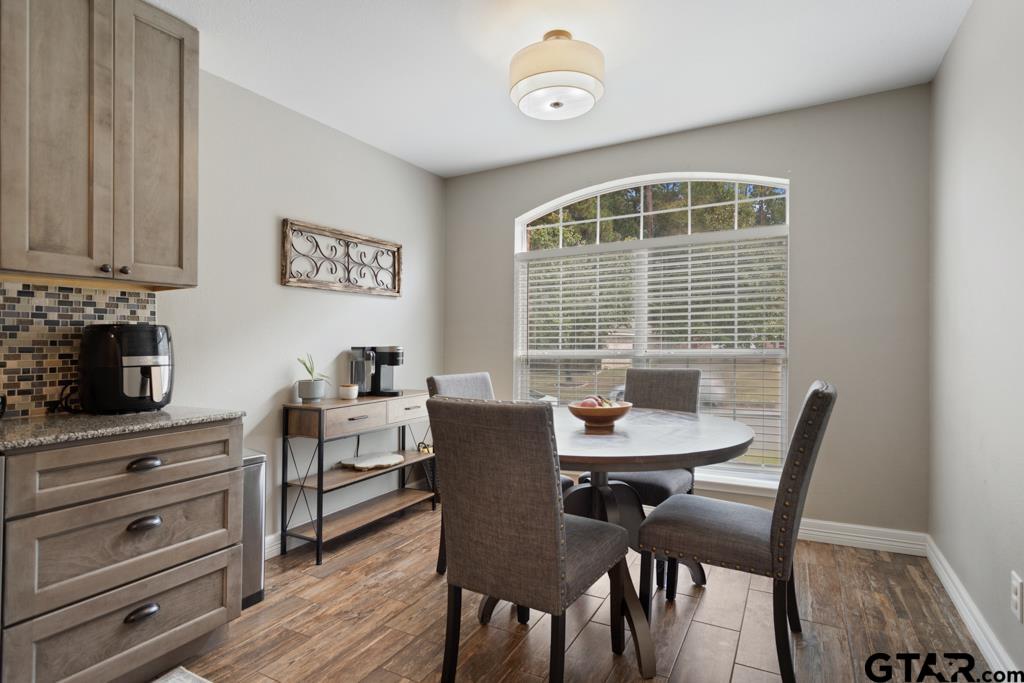 600 Frederick Circle Flint, TX 75762 - Photo 7 of 32 a view of a dining room with furniture window and wooden floor