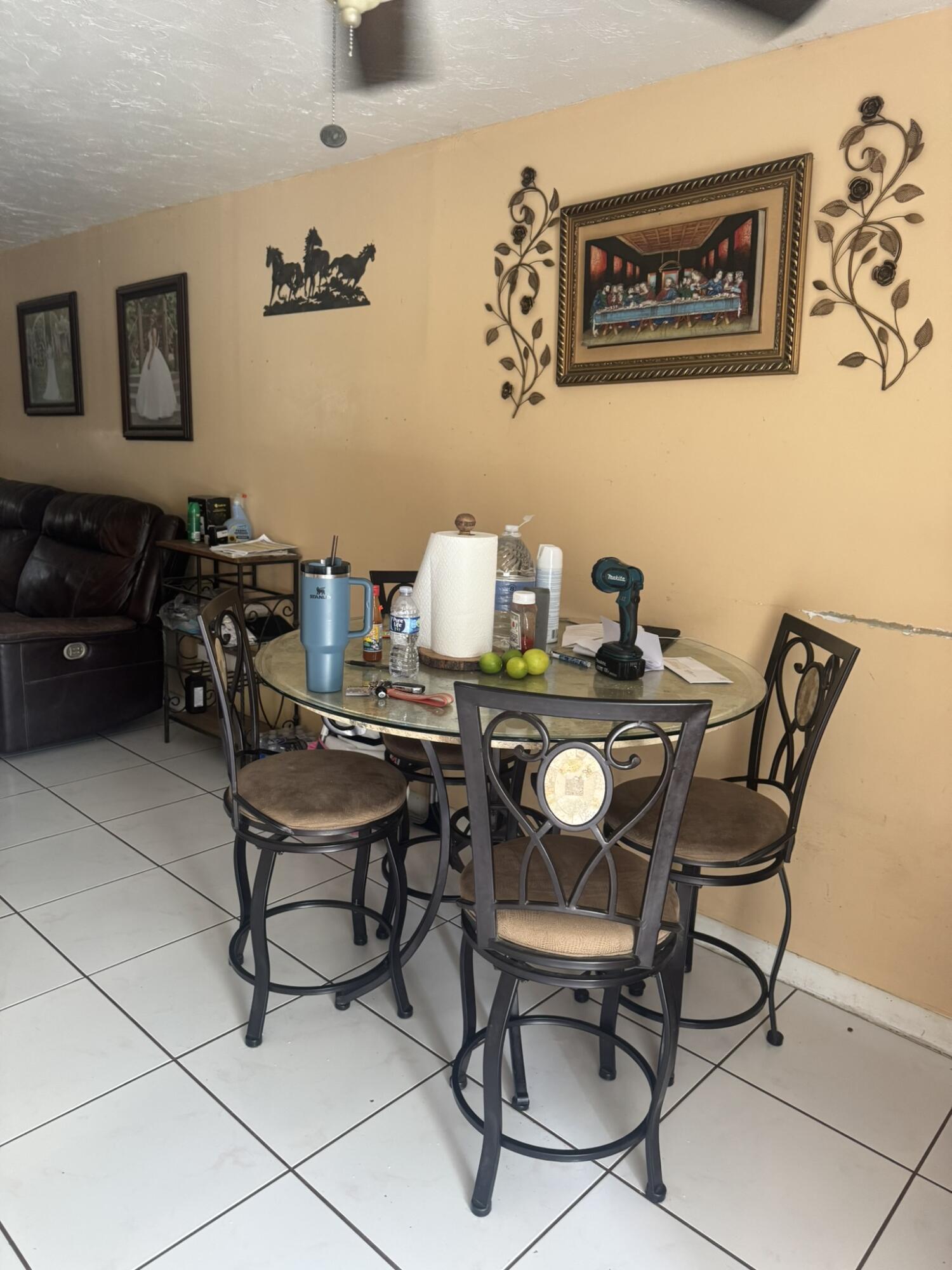 252 66th Street Marathon, FL 33050 - Photo 5 of 13 Dining Area