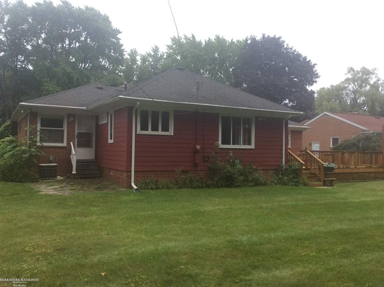 2140 Devonshire Road Bloomfield Hills, MI 48302 - Photo 17 of 24