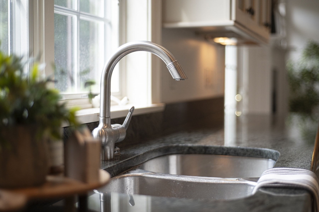 209 Maple Street Danvers, MA 01923 - Photo 17 of 42