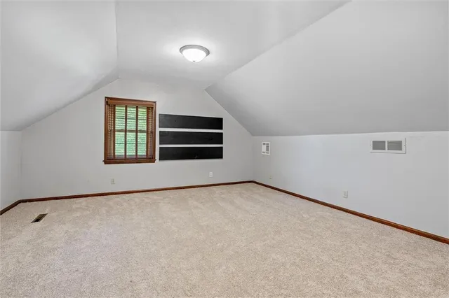 $749,000 | 6178 South E Tri County Line Road, Lawson, MO 64062