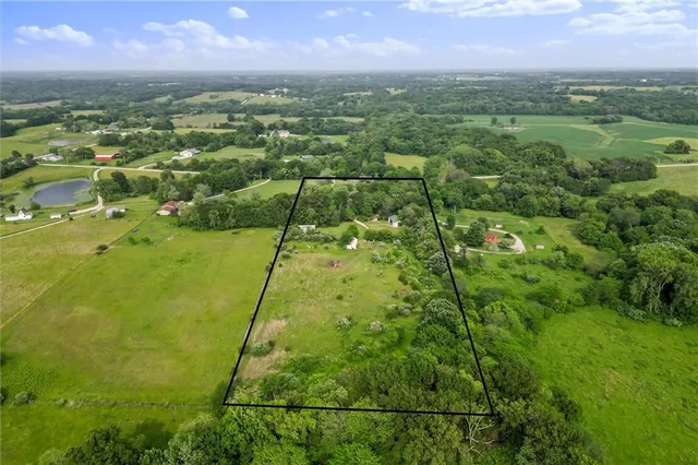 $749,000 | 6178 South E Tri County Line Road, Lawson, MO 64062