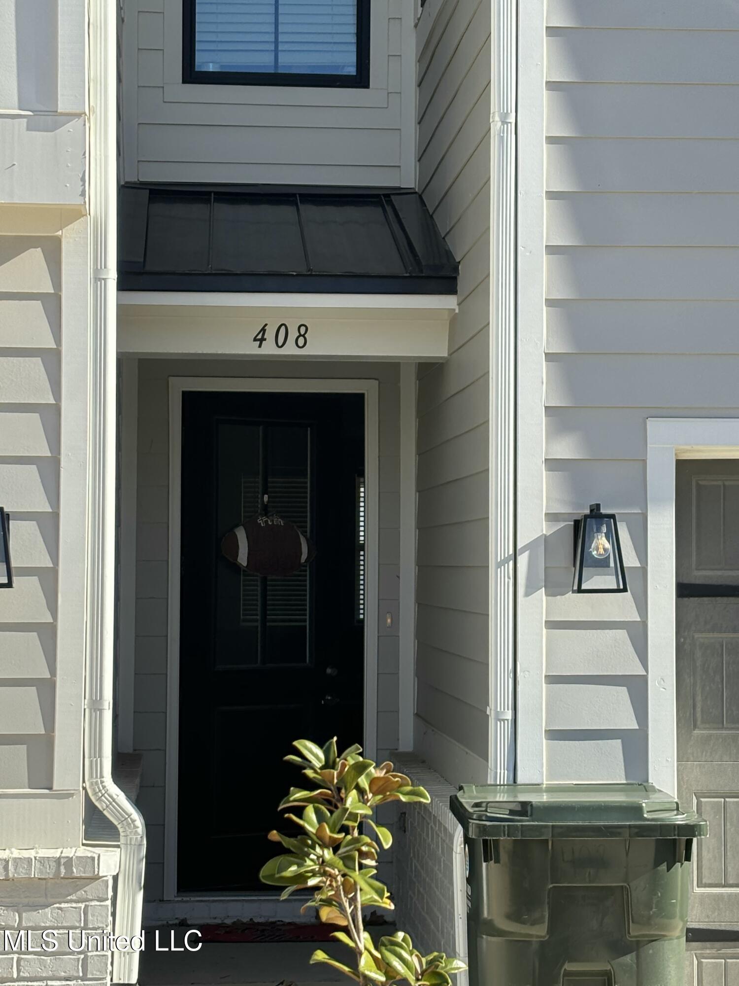 408 Lily Loop, Unit 408 Oxford, MS 38655 - Photo 2 of 30 frontdoor