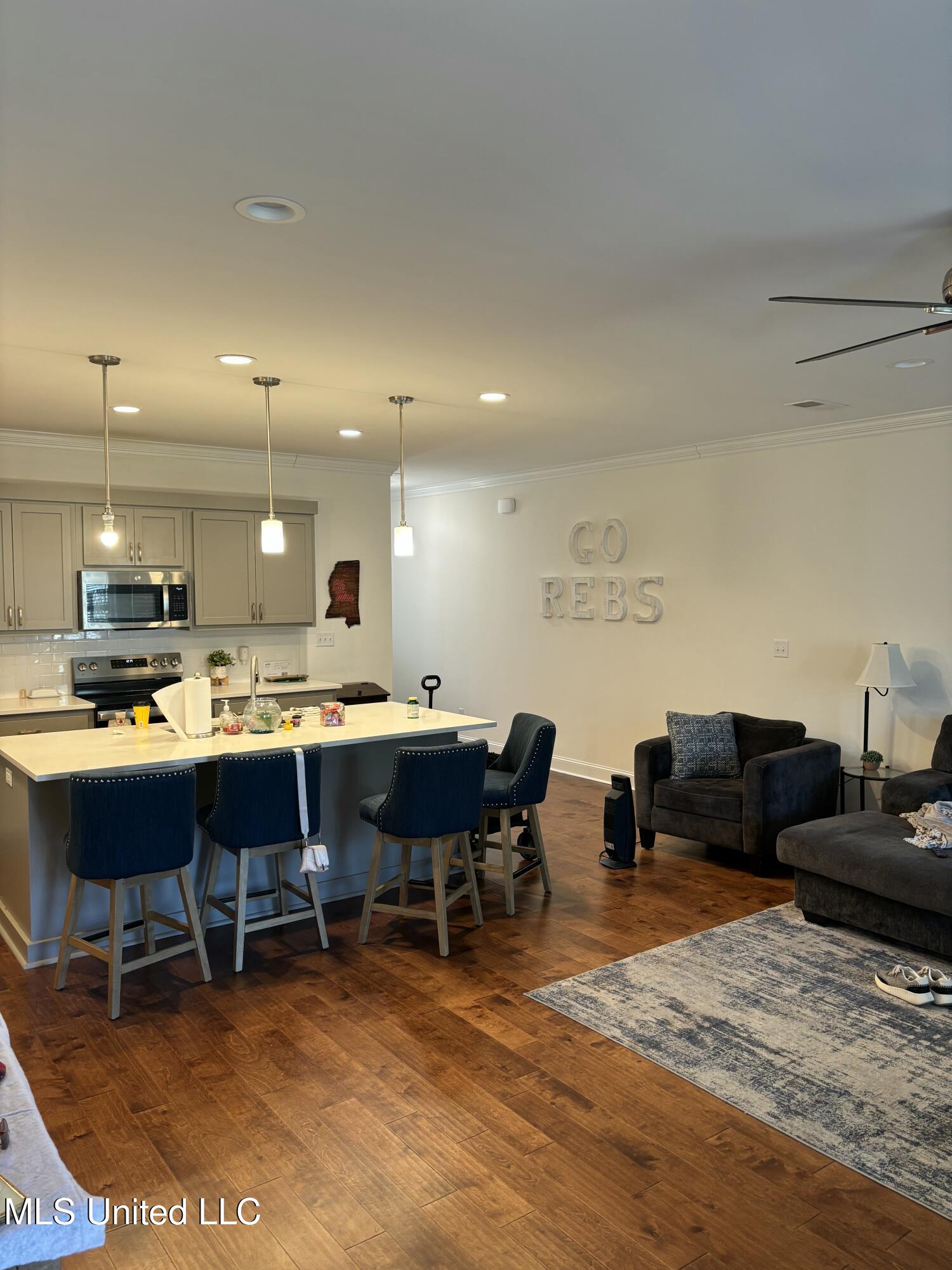 408 Lily Loop, Unit 408 Oxford, MS 38655 - Photo 4 of 30 kitchenbar