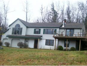 7277 Vermont Rte 100 Wardsboro, VT 05355 - Photo 3 of 24