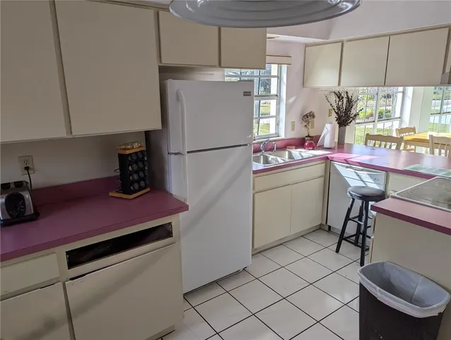 $2,700 | 1107 West Coral Street, Tampa, FL 33603