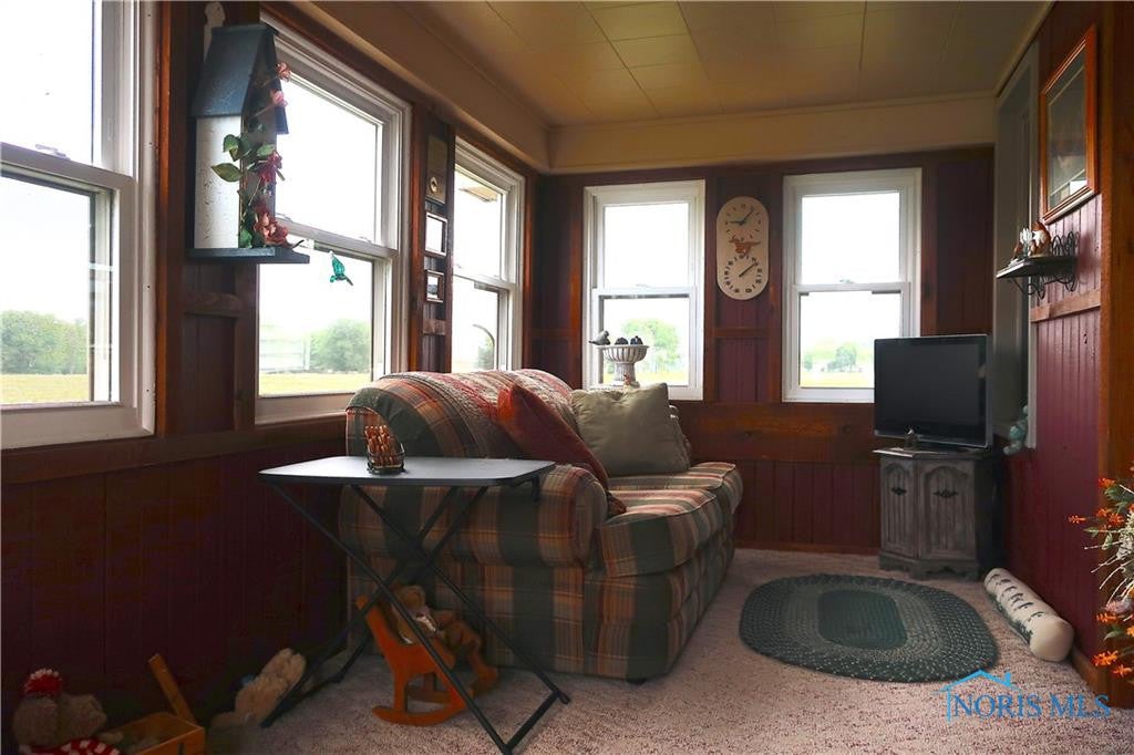 9427 Portage Road Portage, OH 43451 - Photo 5 of 36 Gallery Image 5