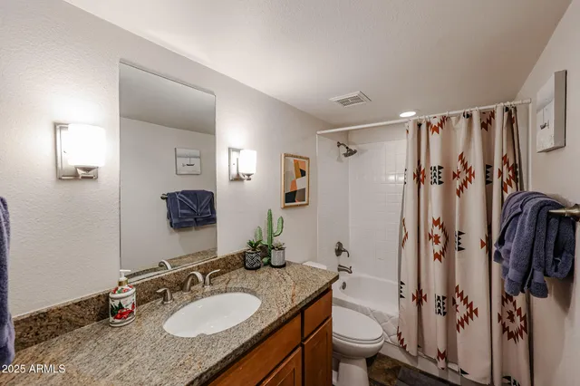 $2,195 | 4704 East Paradise Village Parkway North, Unit 144, Phoenix, AZ 85032