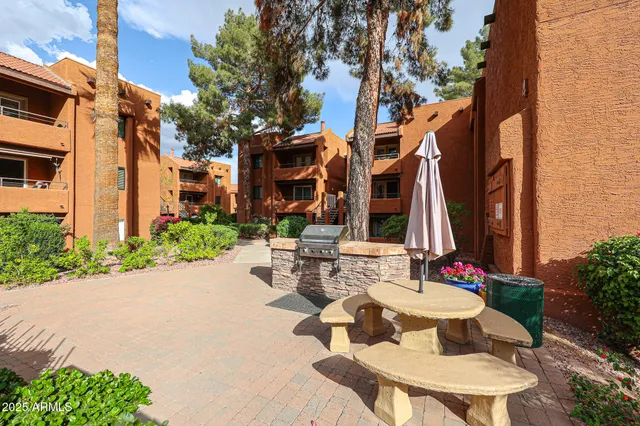$2,195 | 4704 East Paradise Village Parkway North, Unit 144, Phoenix, AZ 85032