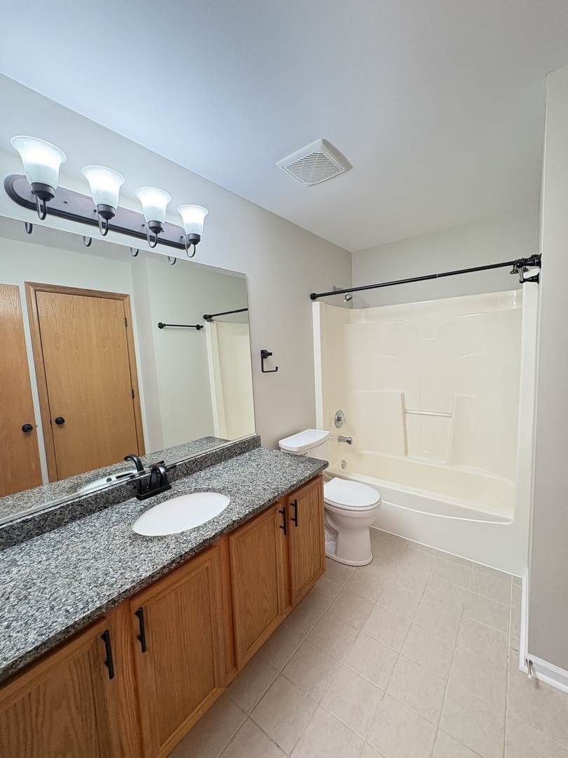 655 Chestnut Ridge Minooka, IL 60447 - Photo 12 of 19