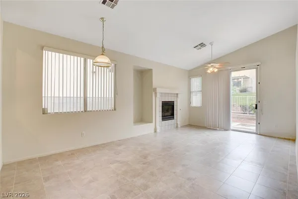 $1,995 | 1843 Thunder Mountain Drive, Henderson, NV 89012