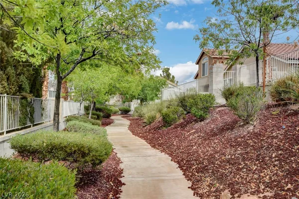 $1,995 | 1843 Thunder Mountain Drive, Henderson, NV 89012