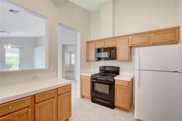 $1,995 | 1843 Thunder Mountain Drive, Henderson, NV 89012