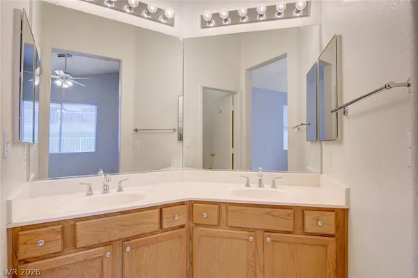 $1,995 | 1843 Thunder Mountain Drive, Henderson, NV 89012