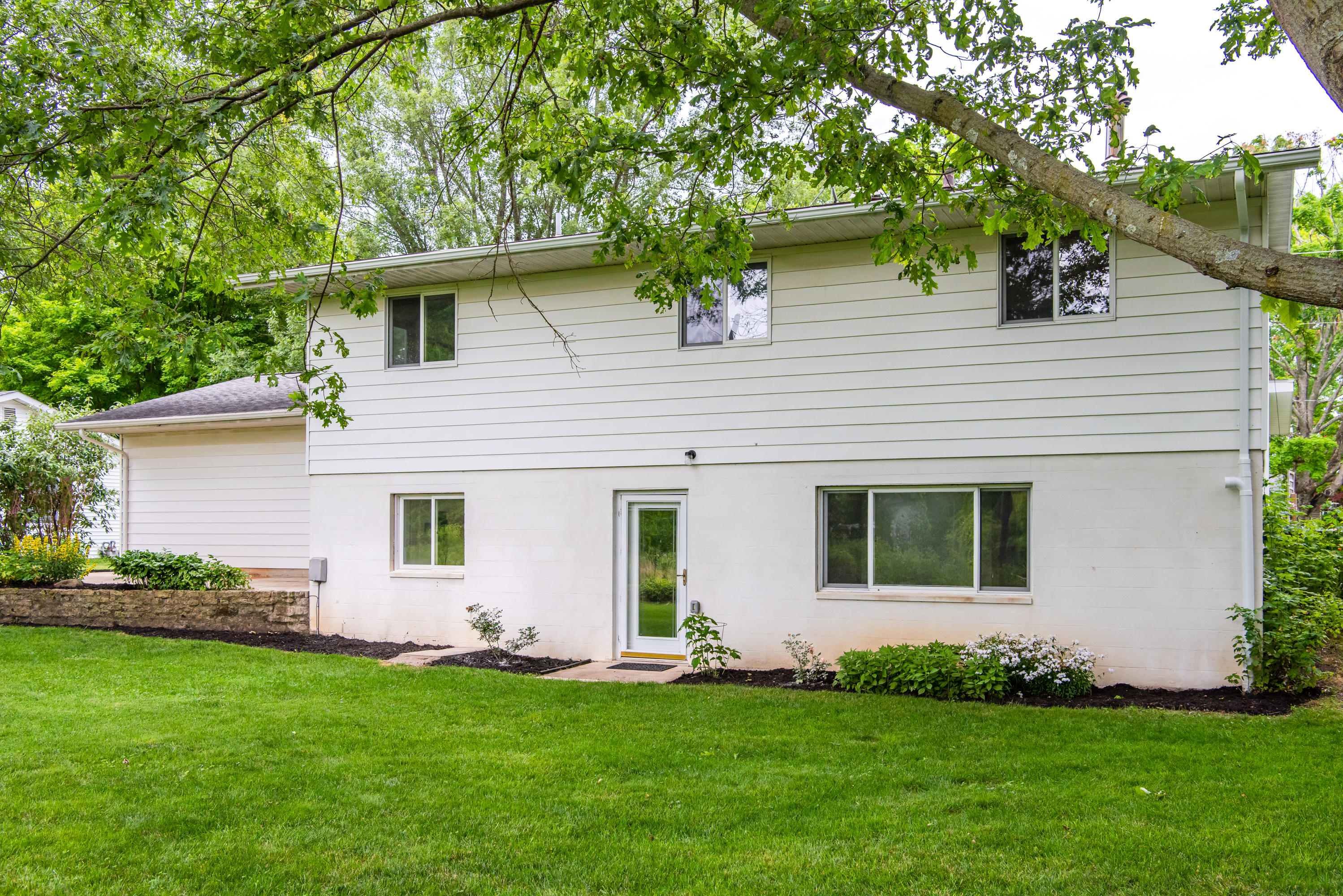 545 West Yellow Springs-Fairfield Road Yellow Springs, OH 45387 - Photo 44 of 47
