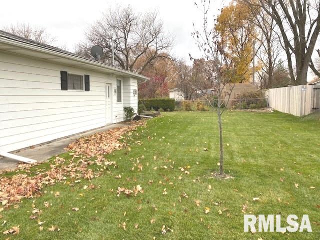 2319 3rd Street Moline, IL 61265 - Photo 5 of 24 Gallery Image 5