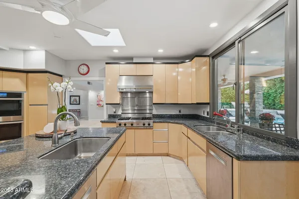 $1,899,999 | 6001 North 2nd Avenue, Phoenix, AZ 85013