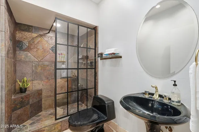 $1,950,000 | 6001 North 2nd Avenue, Phoenix, AZ 85013