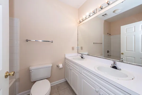 $3,200 | 1516 Telfair Way, Charleston, SC 29412