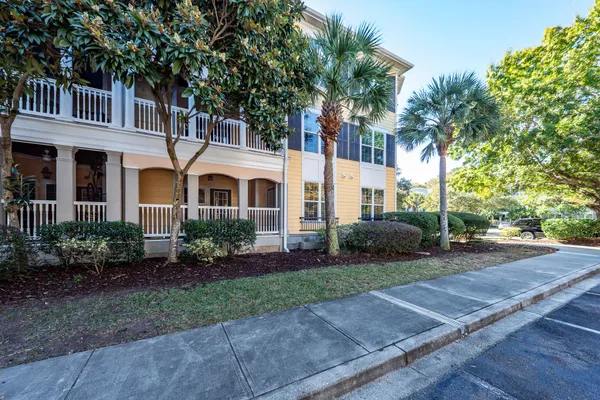 $3,200 | 1516 Telfair Way, Charleston, SC 29412