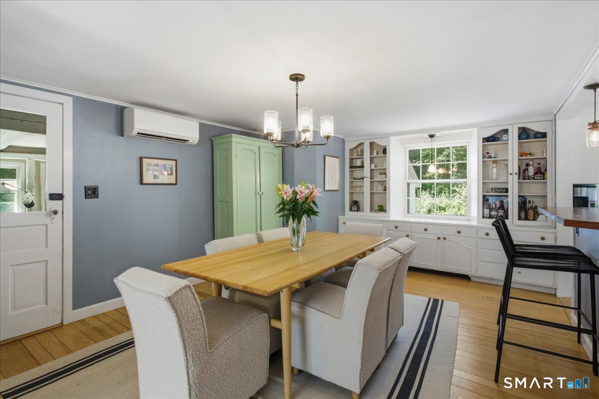 247 Chestnut Hill Road Stamford, CT 06903 - Photo 14 of 30