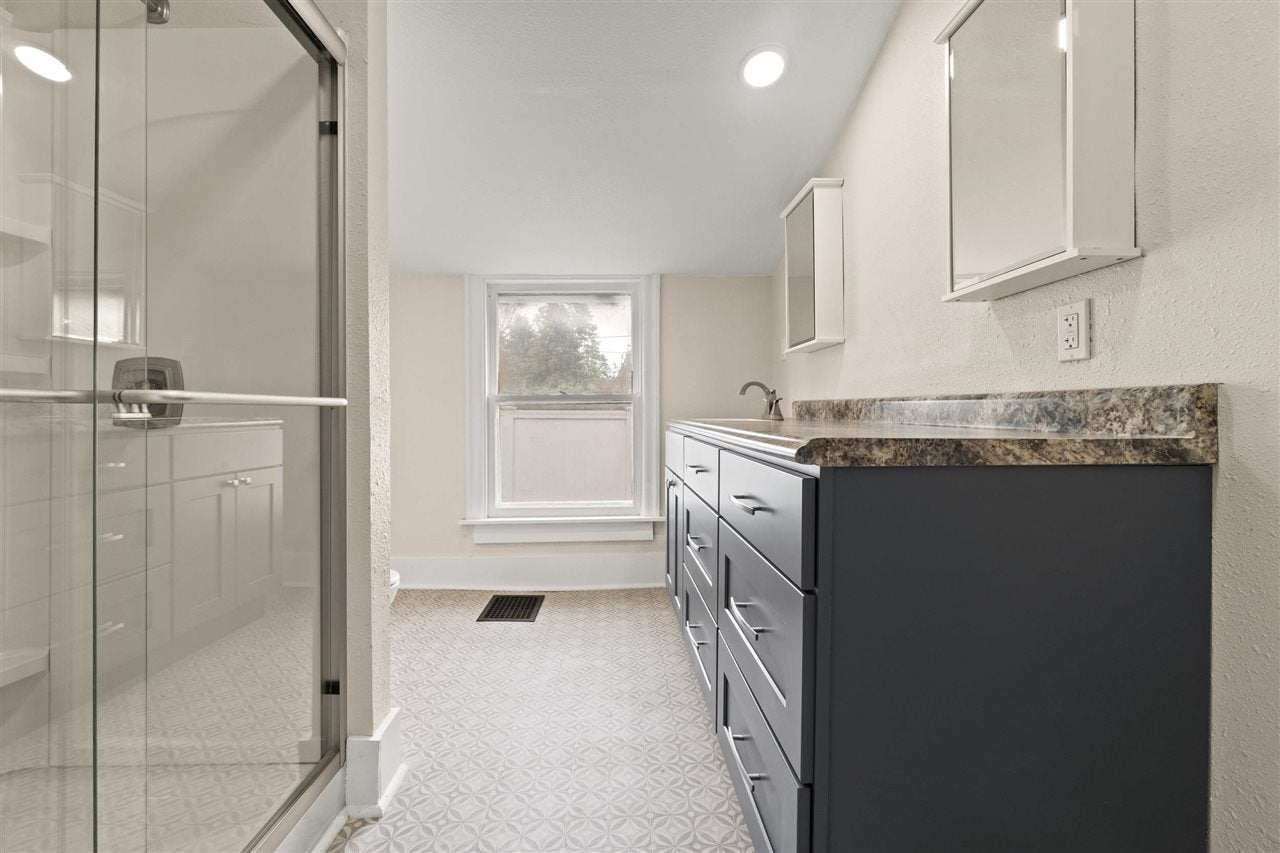 309 West 3rd Street Washington, IA 52353 - Photo 18 of 29 Gallery Image 18