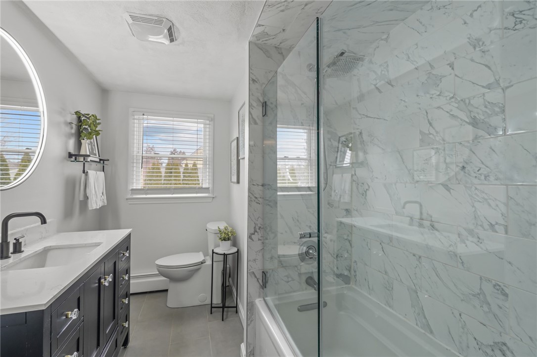 136 Honeysuckle Road Warwick, RI 02888 - Photo 19 of 50 Upstairs full bath