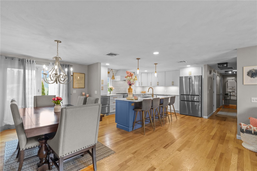 136 Honeysuckle Road Warwick, RI 02888 - Photo 10 of 50