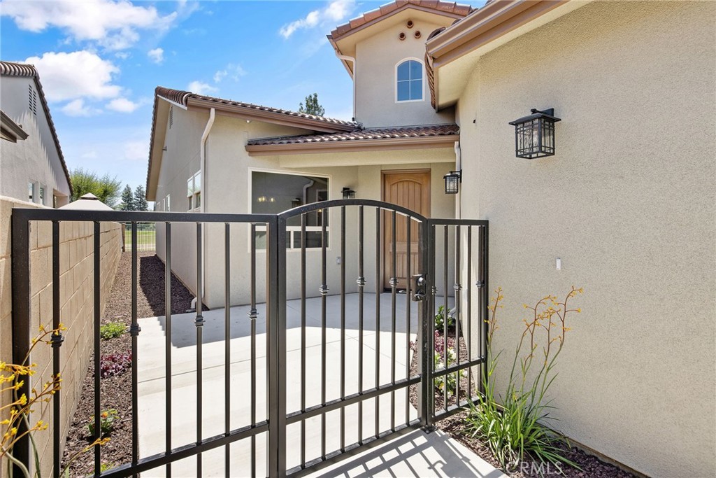 546 Little Exeter, CA 93221 - Photo 4 of 41