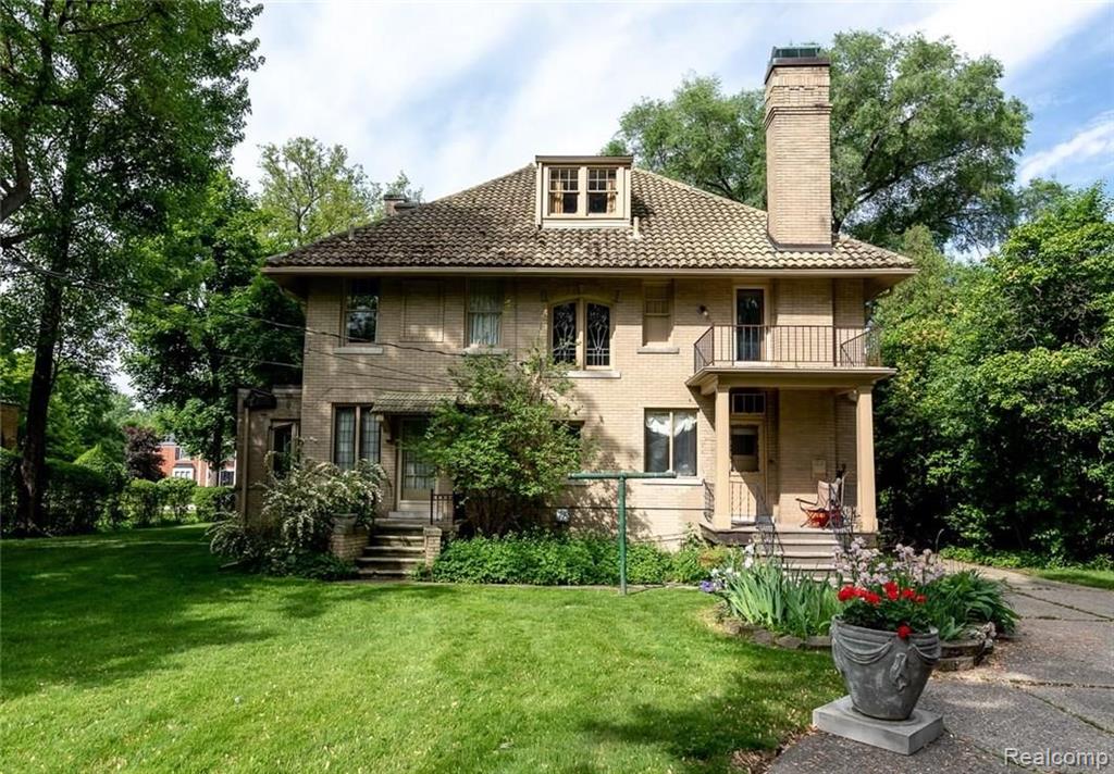 1008 Devonshire Road Grosse Pointe Park, MI 48230 - Photo 7 of 35