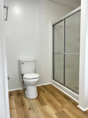 $2,150 | 219 Blinkin Avenue, Crosby, TX 77532