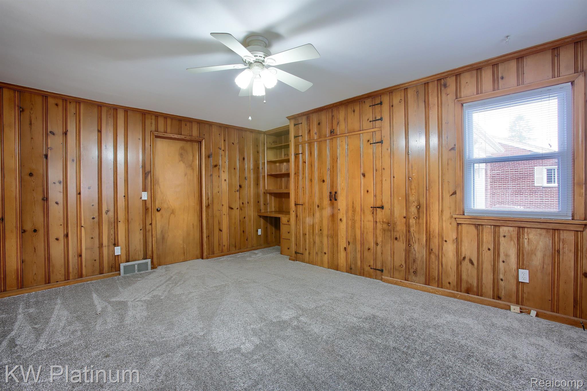 5250 Chicago Road Warren, MI 48092 - Photo 17 of 31 Gallery Image 17