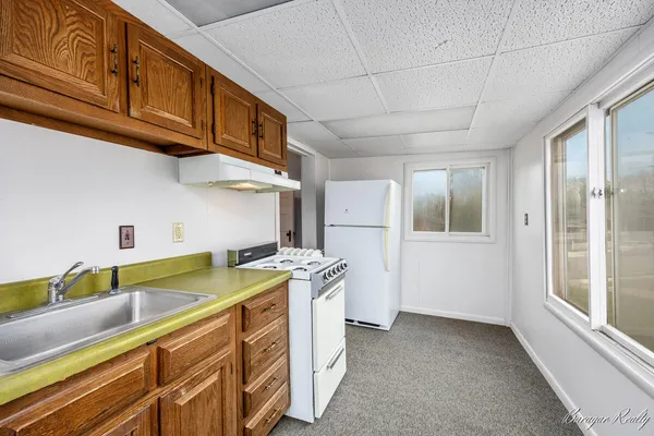 $269,900 | 2147 Plainfield Avenue Northeast, Grand Rapids, MI 49505
