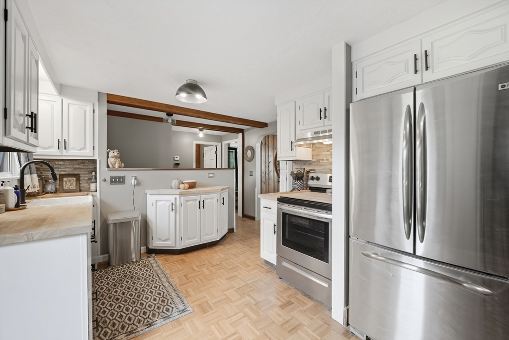 82 W Road Longmeadow, MA 01106 - Photo 5 of 40 Gallery Image 5