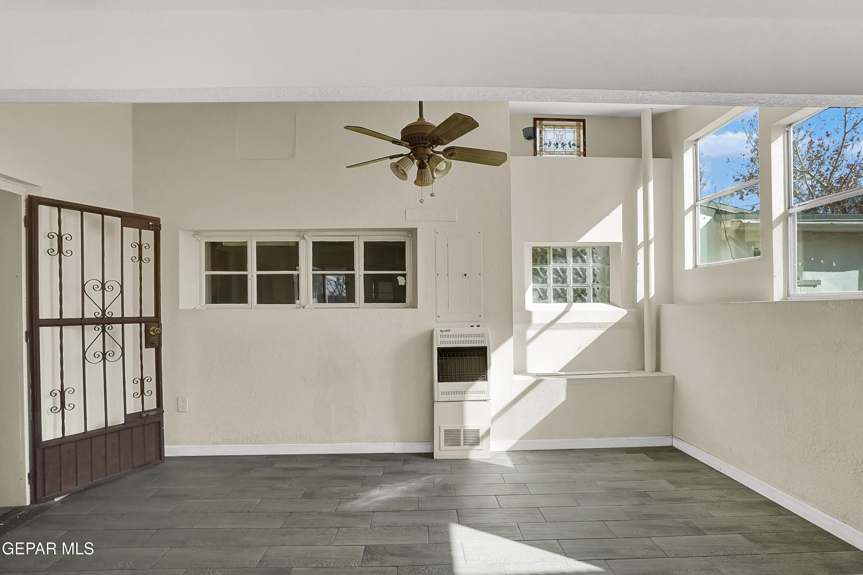 1501 Highway 28 Anthony, NM 88021 - Photo 25 of 44 DSC07379