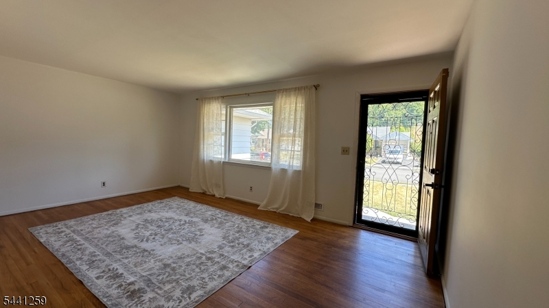 24 Valley View Road Hillside, NJ 07205 - Photo 5 of 28