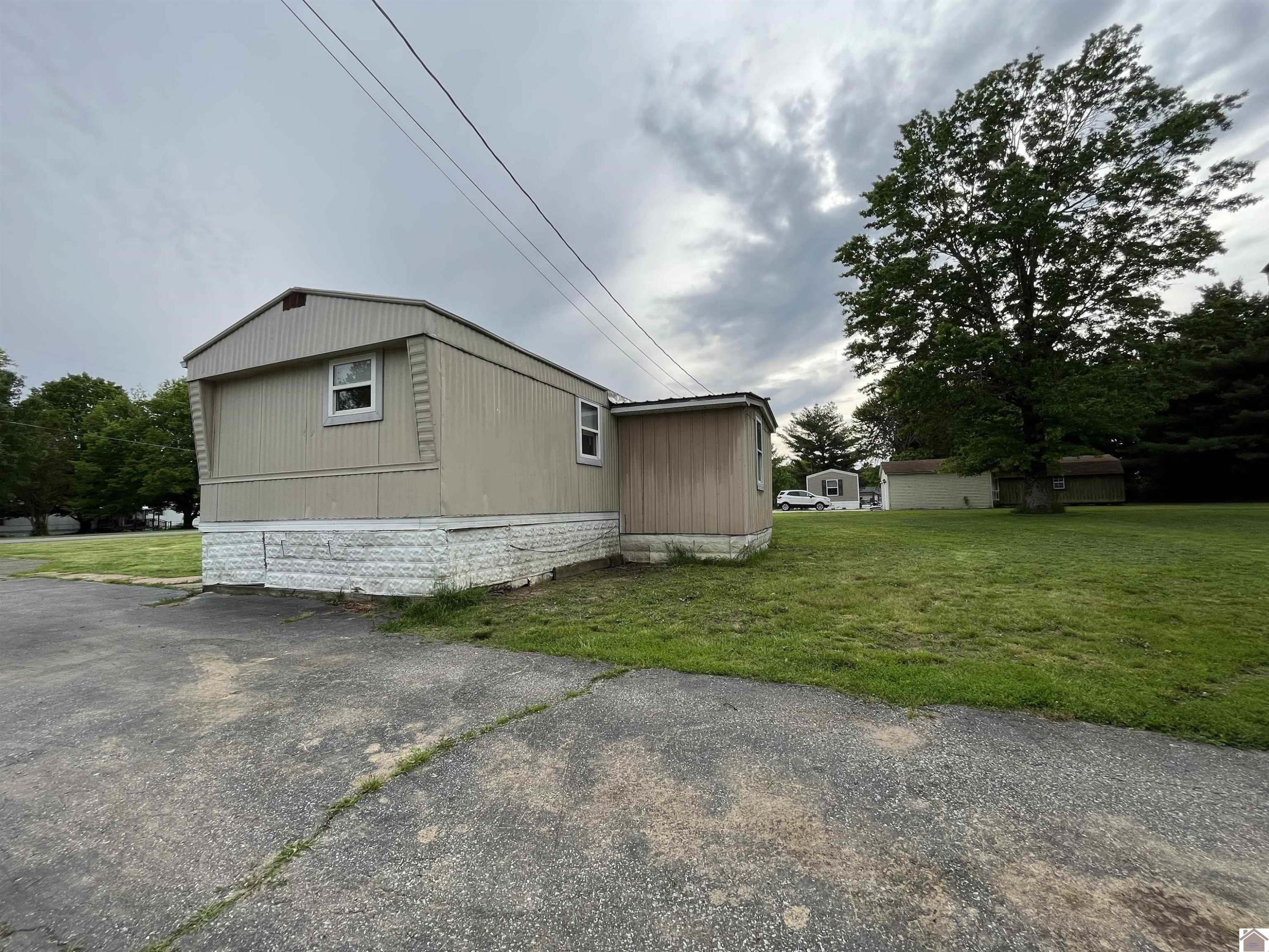 99 Johnston Subdivision Road Benton, KY 42025 - Photo 8 of 35 Photo 8