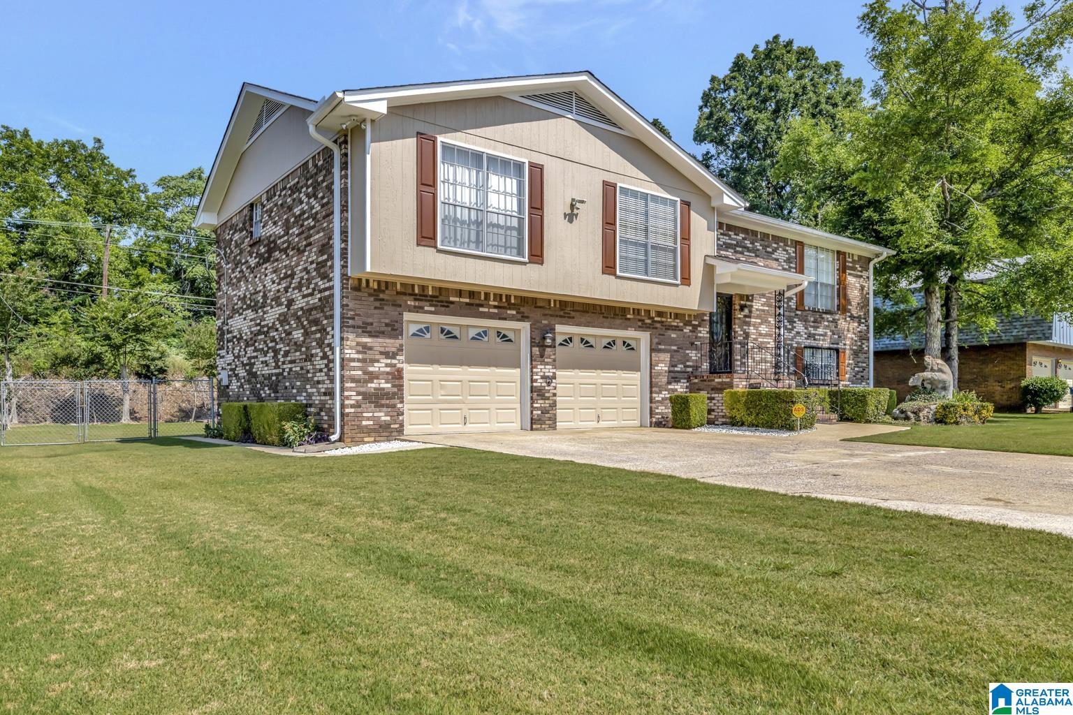 625 Greenbriar Road Fairfield, AL 35064 - Photo 2 of 21