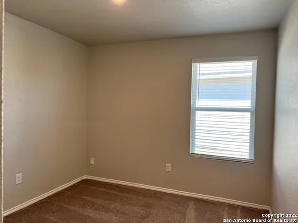 $1,625 | 10258 Robbins Creek, San Antonio, TX 78245