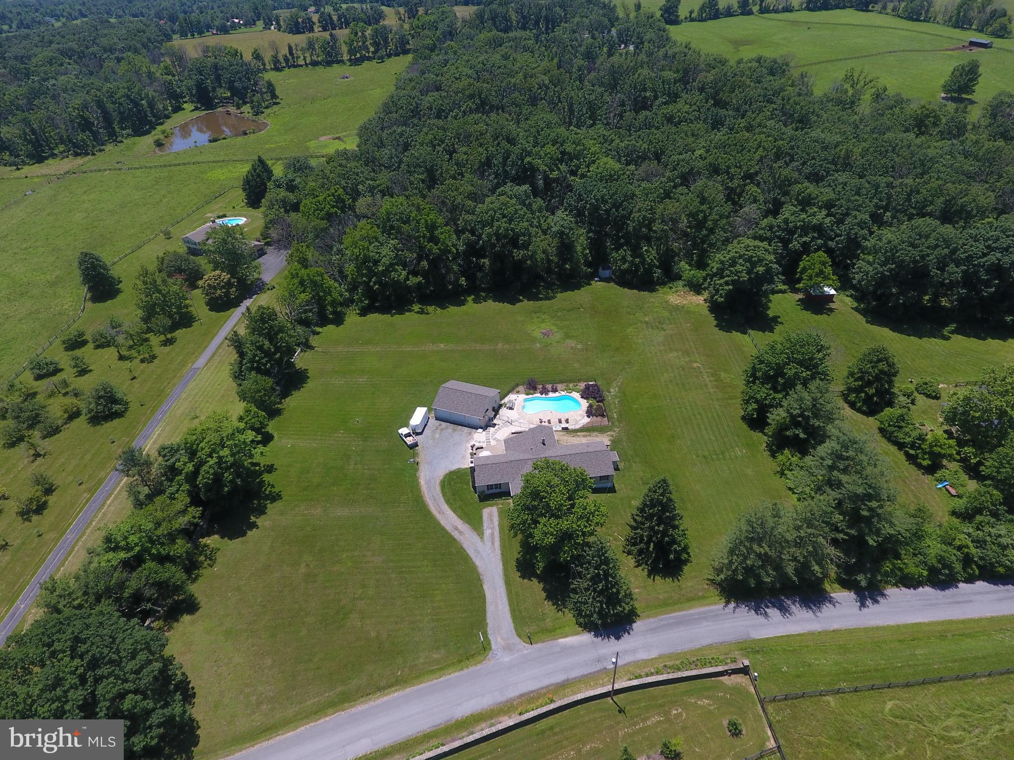 34759 Bloomfield Road Round Hill, VA 20141 - Photo 2 of 28 View